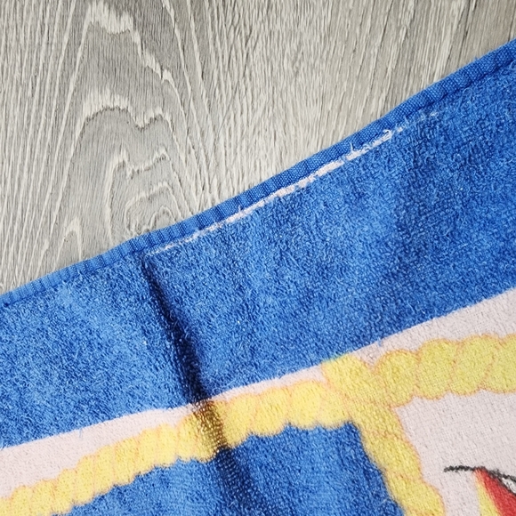 90s VINTAGE Flag Beach Pool Towel Nautical Sailboat Wheel Anchor - Picture 2 of 10